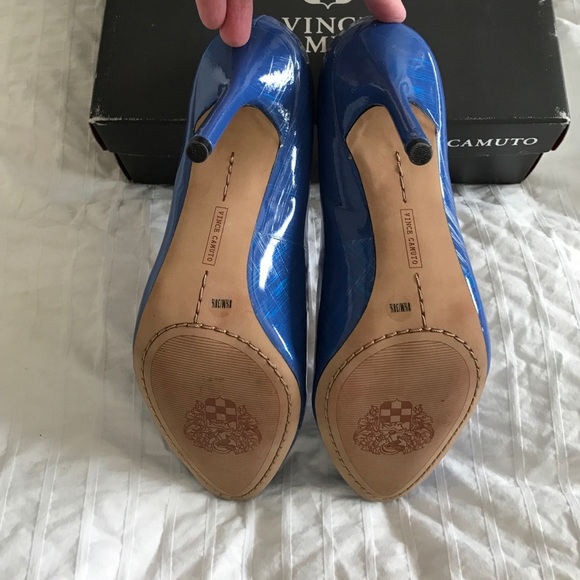 Vince Camuto Blue Heels - Picture 4 of 4